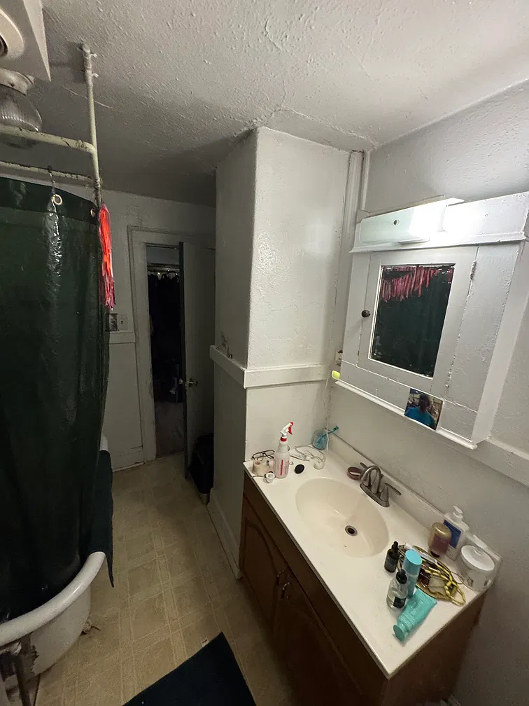 W AVL 2 bed 1 bath apartament